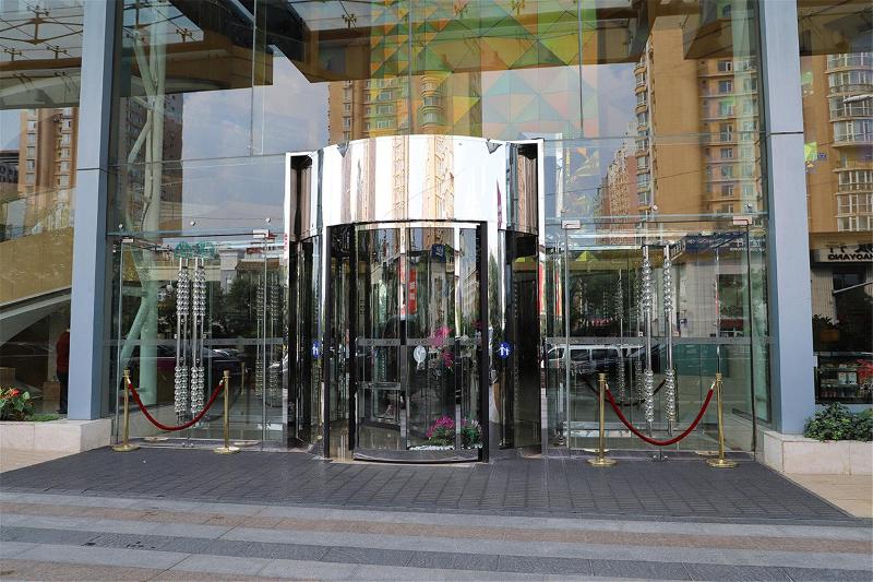 هتل Crowne Plaza Shenyang Parkview