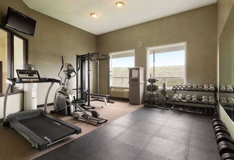 فندق Days Inn By Wyndham Innisfail