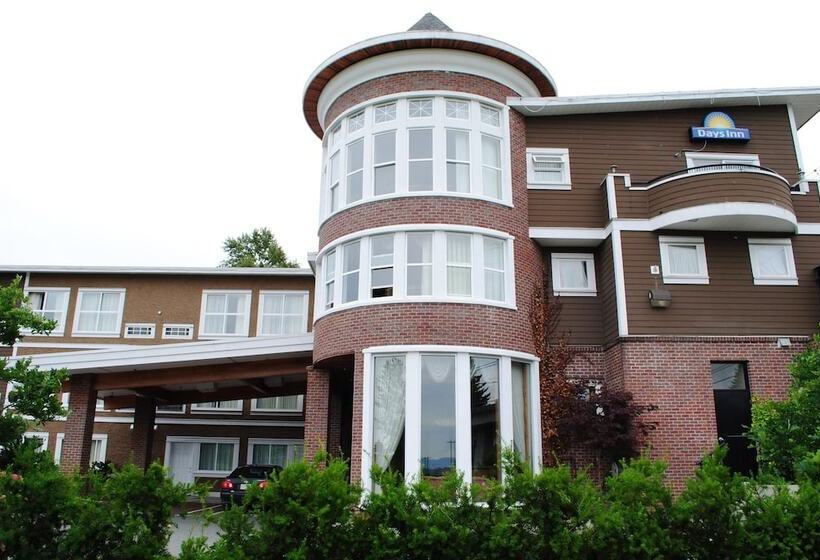 酒店 Days Inn By Wyndham Surrey