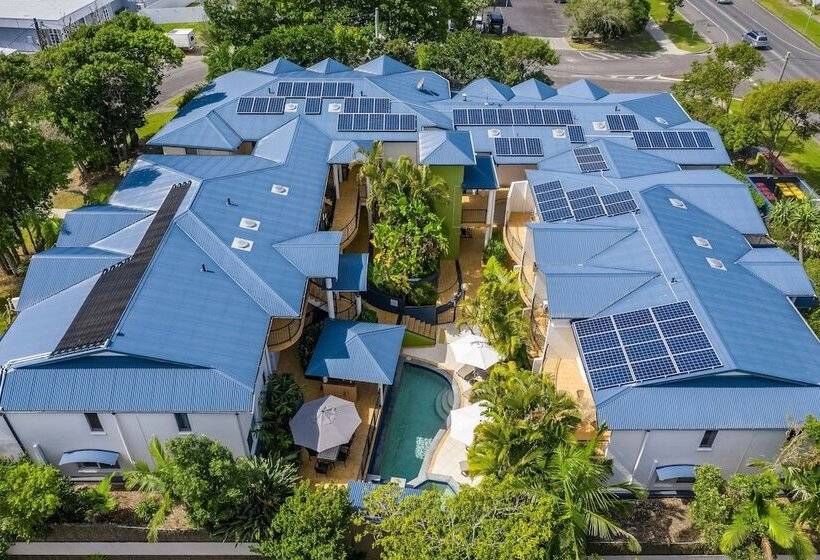 Отель Eco Beach Resort