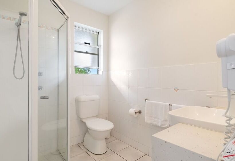 Отель Eco Beach Resort