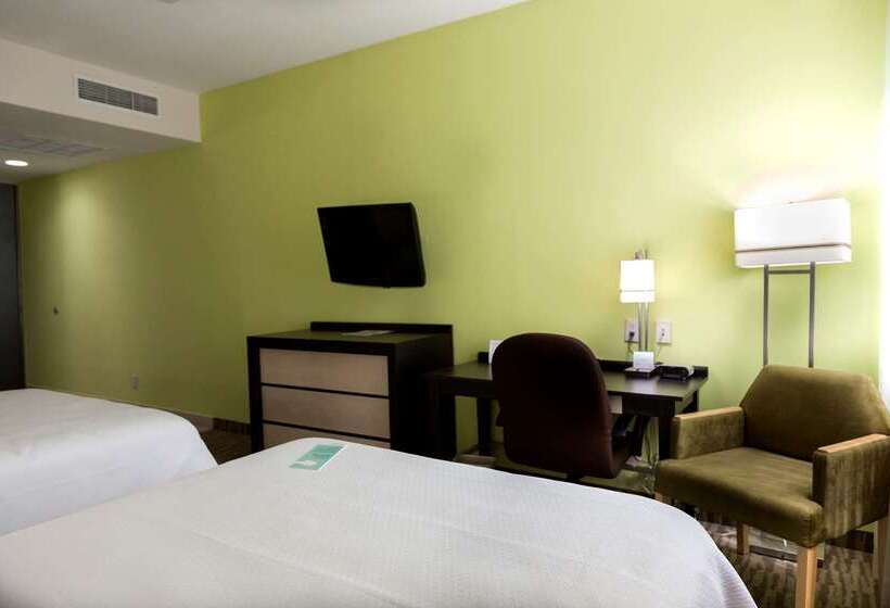 فندق Excellence Express & Suites