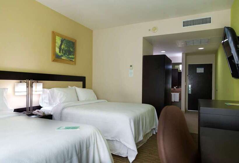 فندق Excellence Express & Suites