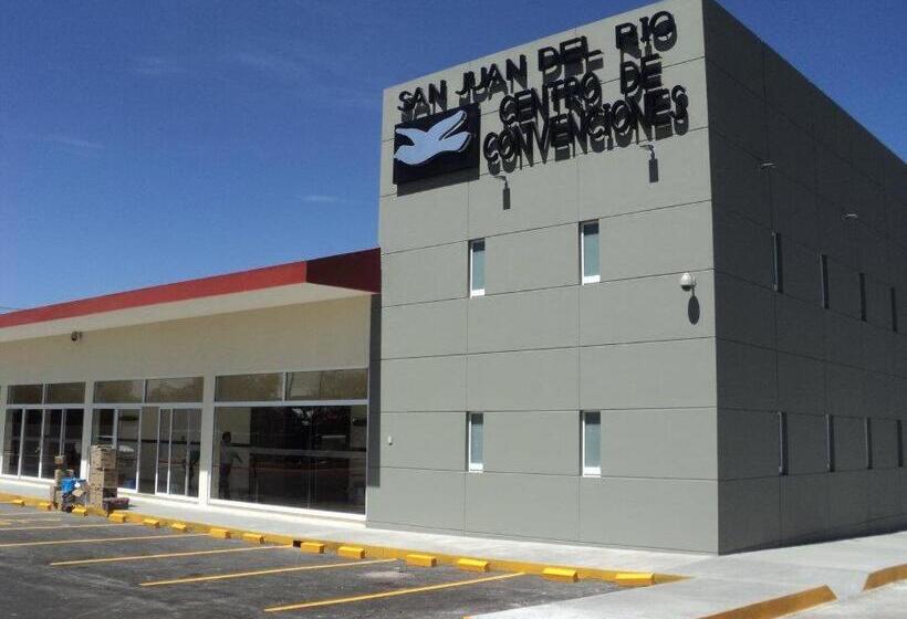 فندق Excellence Express & Suites