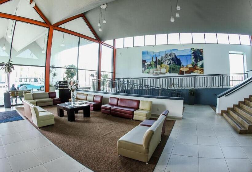 فندق Excellence Express & Suites