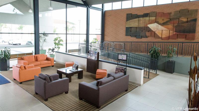 فندق Excellence Express & Suites