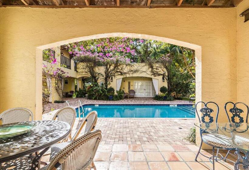 فندق Grandview Gardens