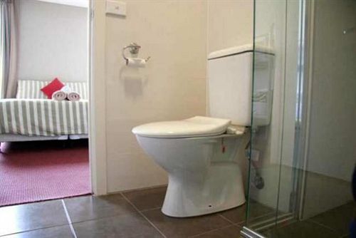 Отель Habitat Hq Hostel