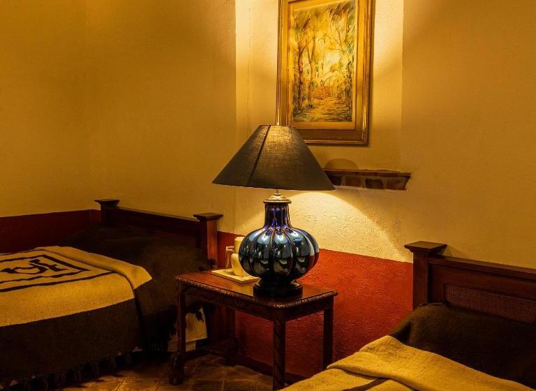 Отель Hacienda De La Luz