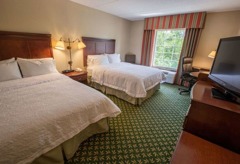 هتل Hampton Inn & Suites Berkshires Lenox