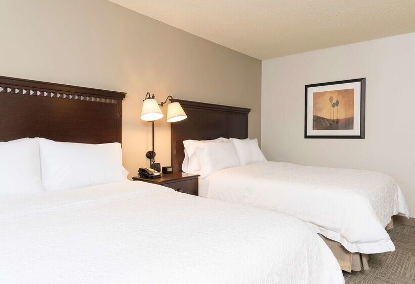 هتل Hampton Inn & Suites Hartfordmanchester