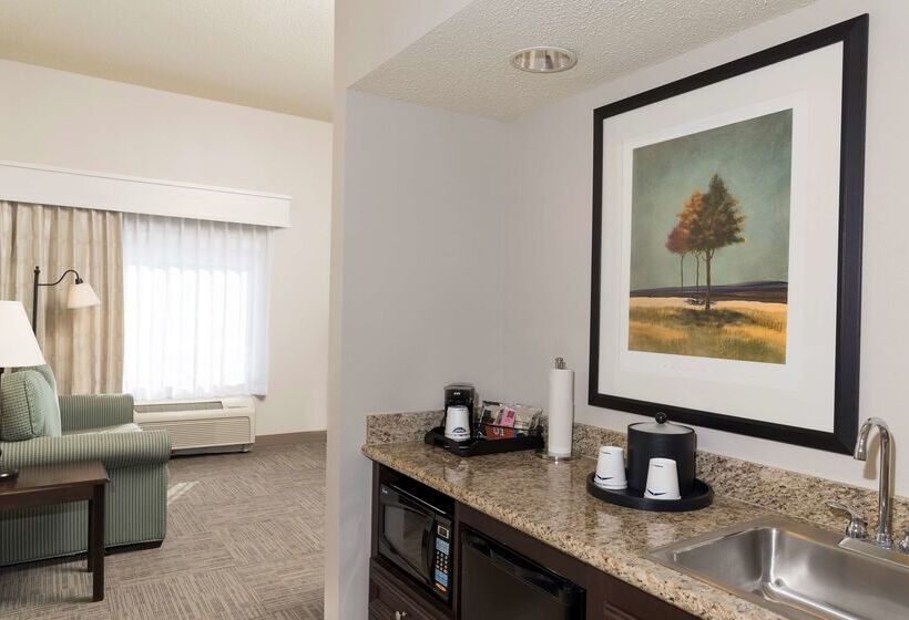 هتل Hampton Inn & Suites Hartfordmanchester