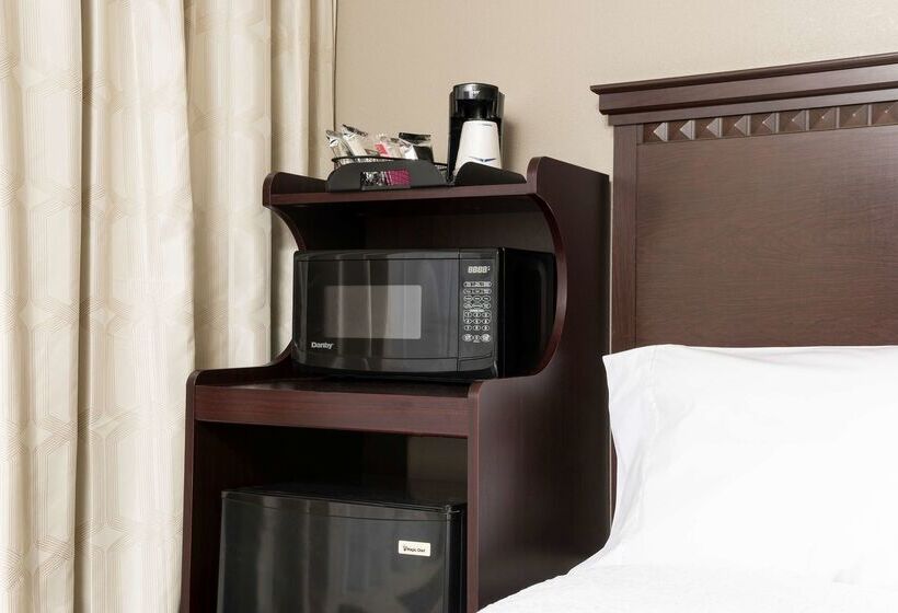 هتل Hampton Inn & Suites Hartfordmanchester