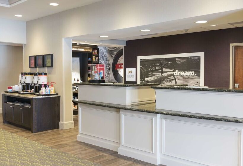 هتل Hampton Inn & Suites Hartfordmanchester