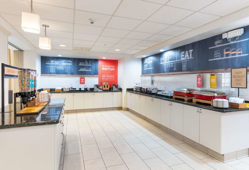 هتل Hampton Inn & Suites Hartfordmanchester