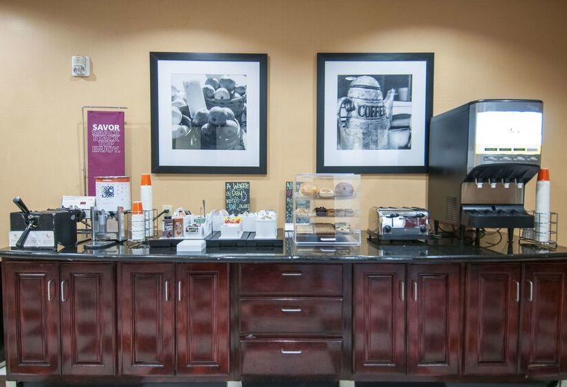 호텔 Hampton Inn & Suites Waxahachie