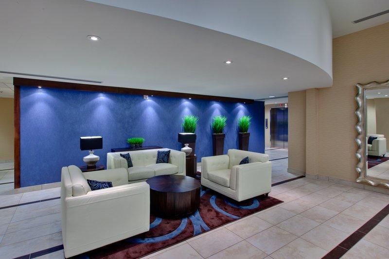 Holiday Inn Express Hotel & Suites Chatham South, An Ihg