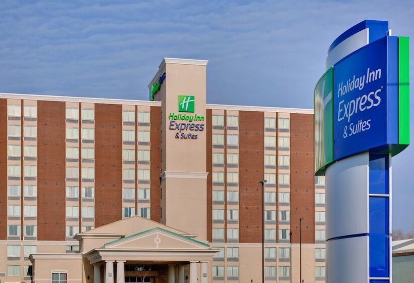 Holiday Inn Express Hotel & Suites Chatham South, An Ihg