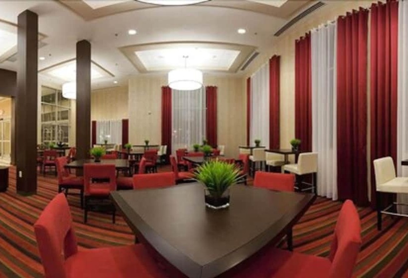Holiday Inn Express Hotel & Suites Chatham South, An Ihg