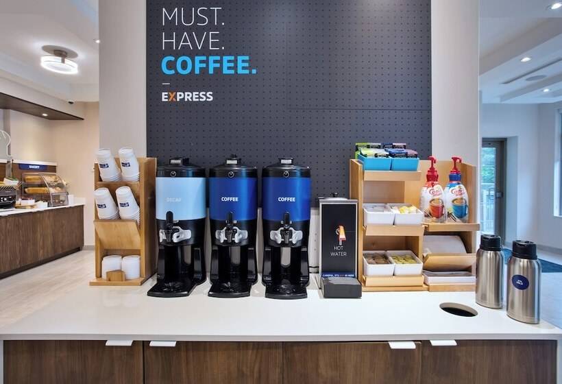 酒店 Holiday Inn Express Kingston Central, An Ihg