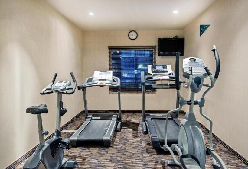 호텔 Ramada By Wyndham Prince Albert