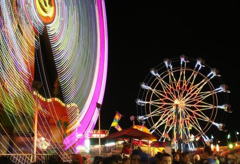 호텔 Ramada By Wyndham Prince Albert