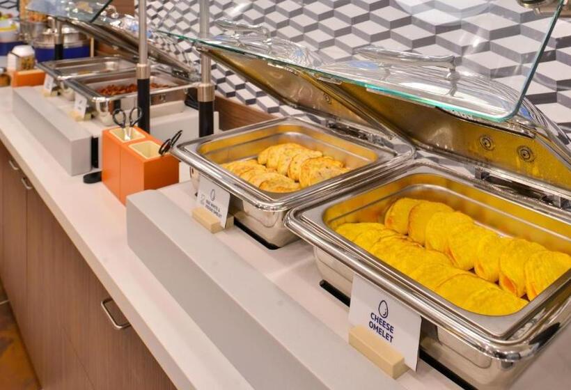 호텔 Ramada By Wyndham Prince Albert