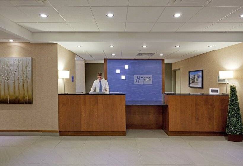 Holiday Inn Express Hotel & Suites Saint   Hyacinthe, An Ihg