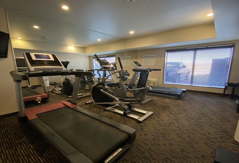 Holiday Inn Express Hotel & Suites Swift Current, An Ihg