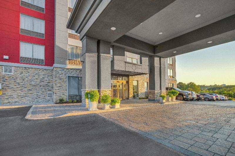 فندق Holiday Inn Express & Suites   Woodstock, On Canada