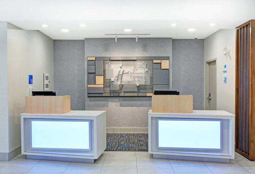 فندق Holiday Inn Express & Suites   Woodstock, On Canada