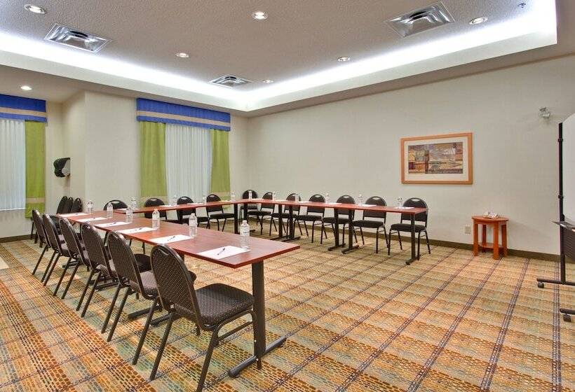 Holiday Inn Express Hotel & Suites Edmonton South, An Ihg