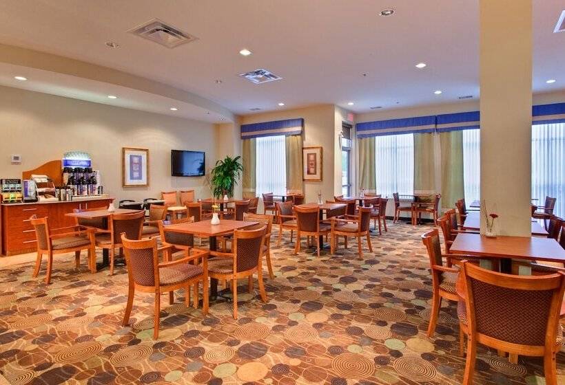 Holiday Inn Express Hotel & Suites Edmonton South, An Ihg
