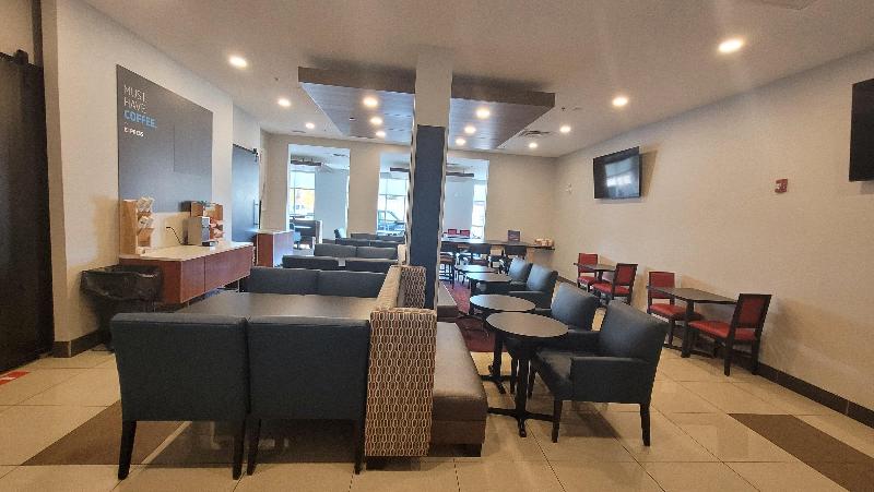 Holiday Inn Express Hotel & Suites Edmonton South, An Ihg