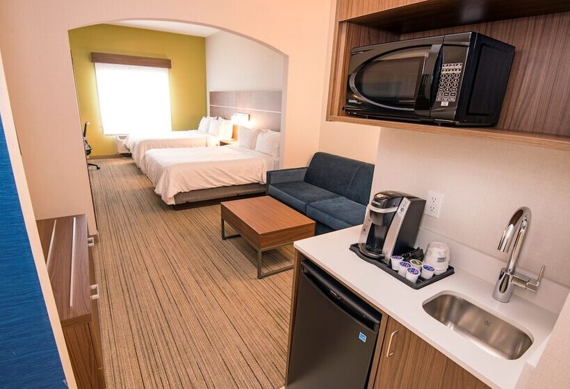 Holiday Inn Express Hotel & Suites Hinton, An Ihg