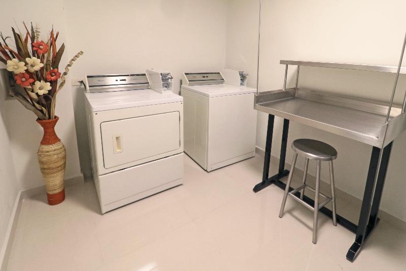 ホテル Holiday Inn Express Piedras Negras, An Ihg