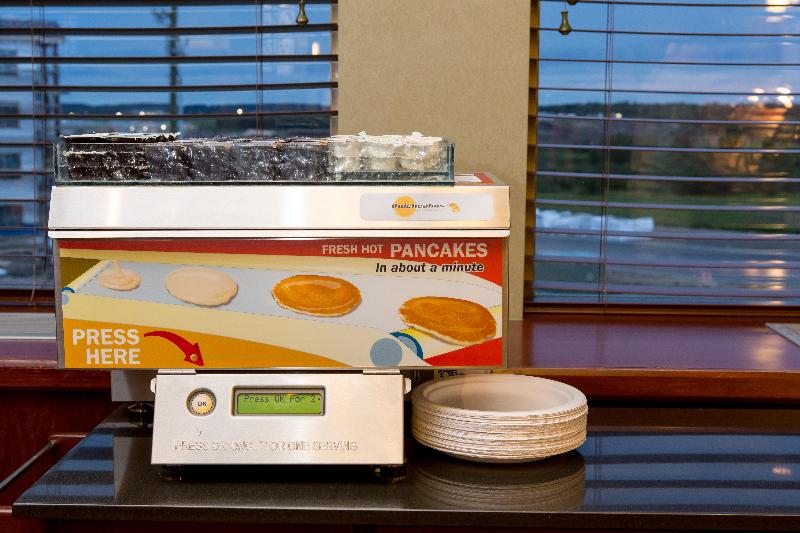 فندق Holiday Inn Express & Suites Drayton Valley, An Ihg