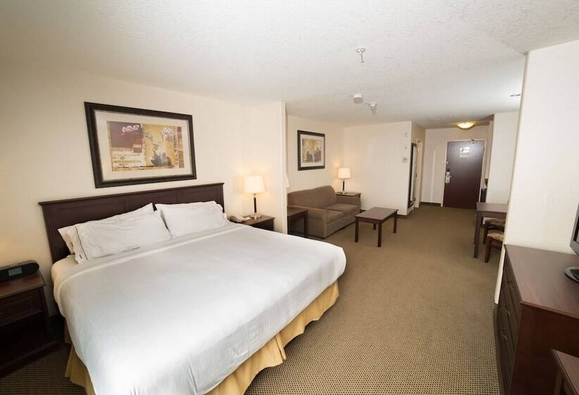 فندق Holiday Inn Express & Suites Whitecourt, An Ihg