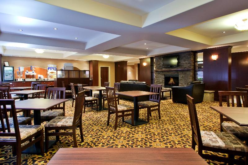 فندق Holiday Inn Express & Suites Whitecourt, An Ihg