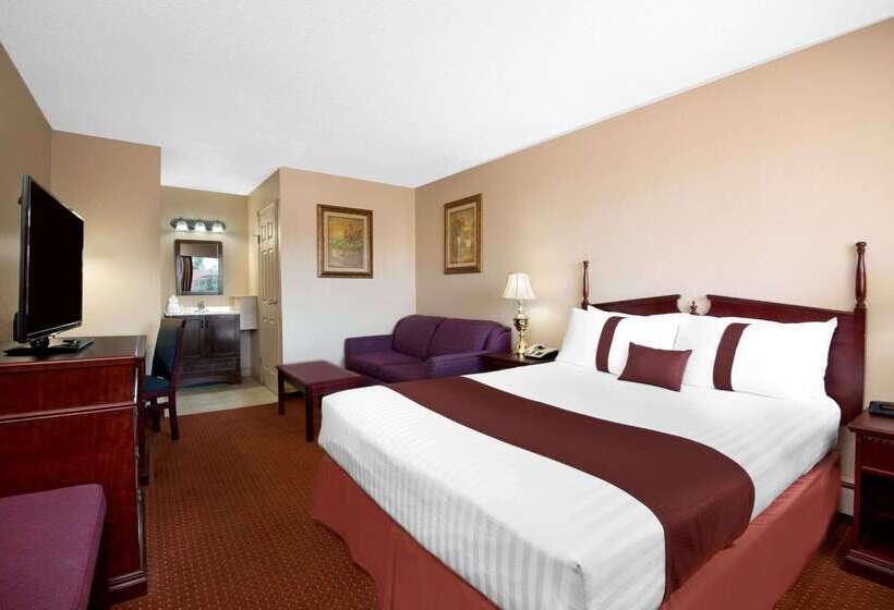 هتل Howard Johnson By Wyndham Red Deer