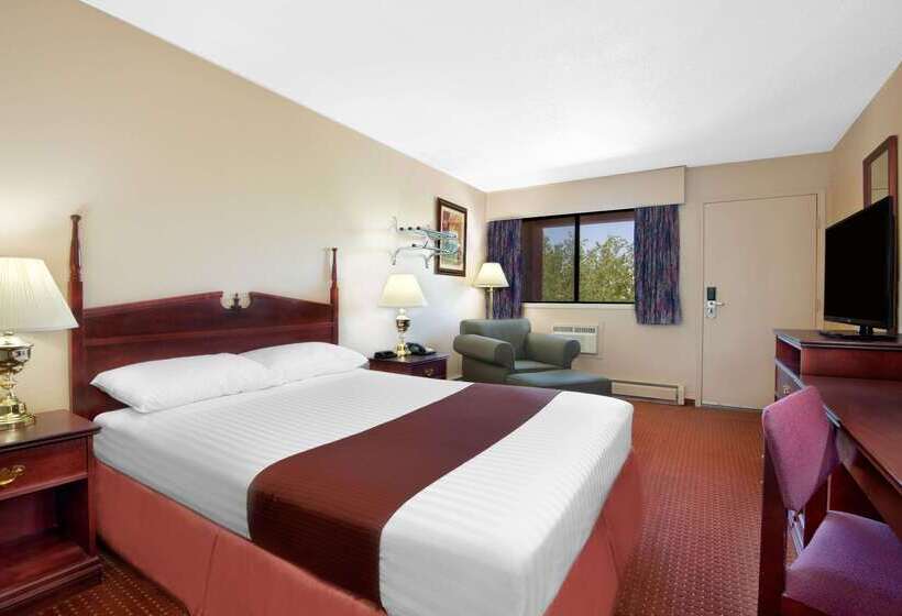 ホテル Howard Johnson By Wyndham Red Deer