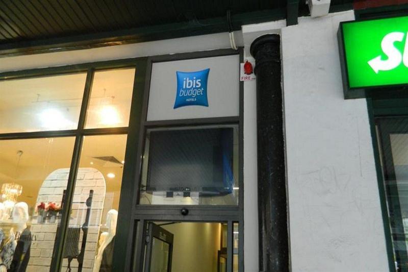 בית מלון כפרי Ibis Budget Melbourne Cbd