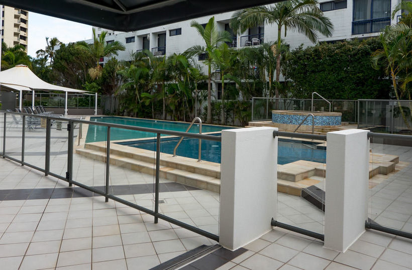 هتل Ipanema Resort Surfers Paradise