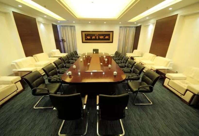 فندق Junyu Grand