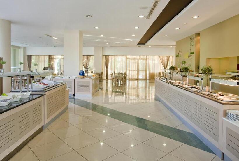 ホテル Kipriotis Maris Suites