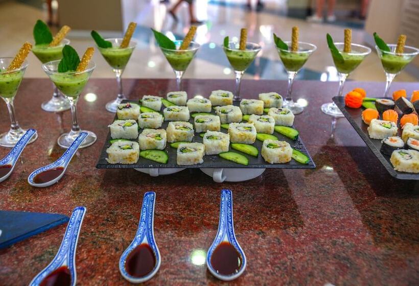 ホテル Kipriotis Maris Suites