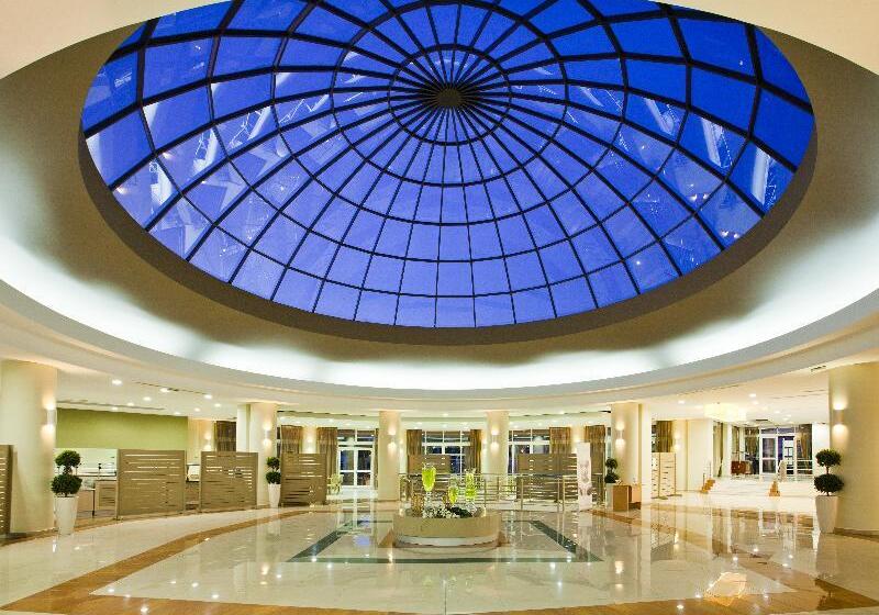 ホテル Kipriotis Maris Suites