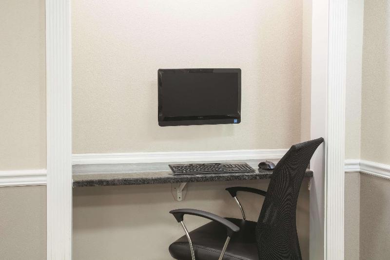 فندق La Quinta By Wyndham Fort Walton Beach