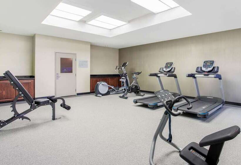 בית מלון כפרי La Quinta By Wyndham Hillsboro