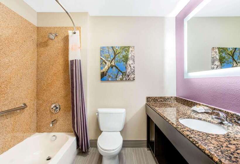 בית מלון כפרי La Quinta By Wyndham Hillsboro